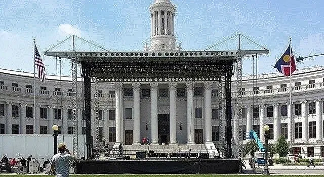 Civic stage build at the state capitol